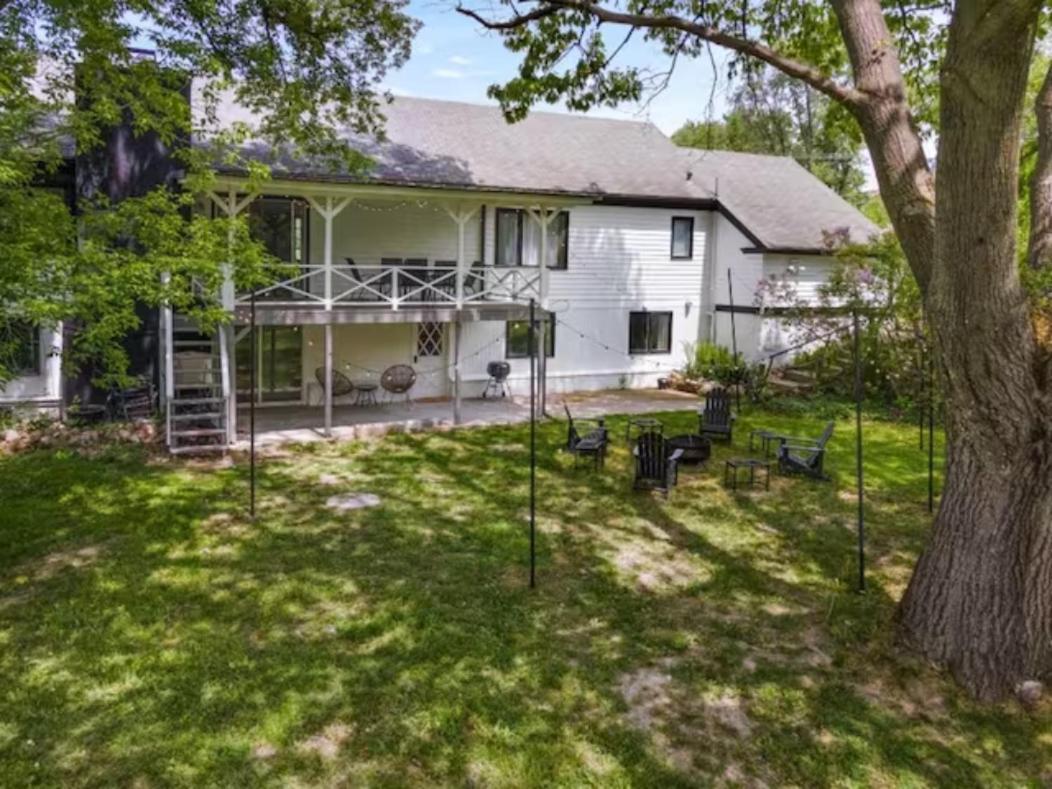 Cayuga Bungalow On Lake—Sleeps 13—Outdoor Firepit Lansing المظهر الخارجي الصورة
